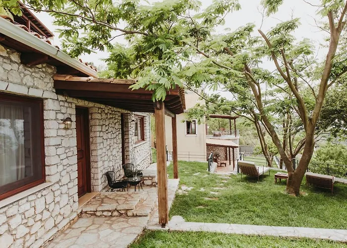 Carmel فيلة