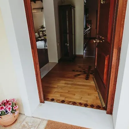 Villa Carmel *