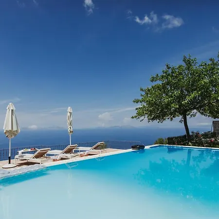 Villa Carmel Drymon